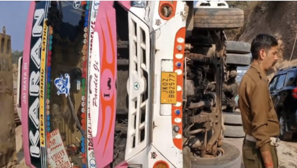 7 People Injured After Bus Turns Turtle In Katra